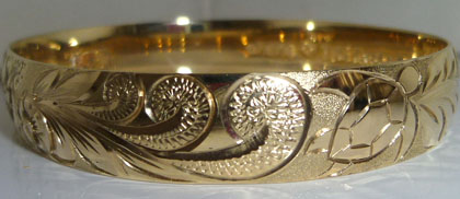 ハワイアンジュエリーYellow Gold Rased Bangle 10mm \379,000（US#7）